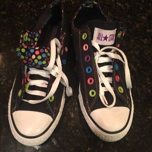 Women’s Converse multi color size 8